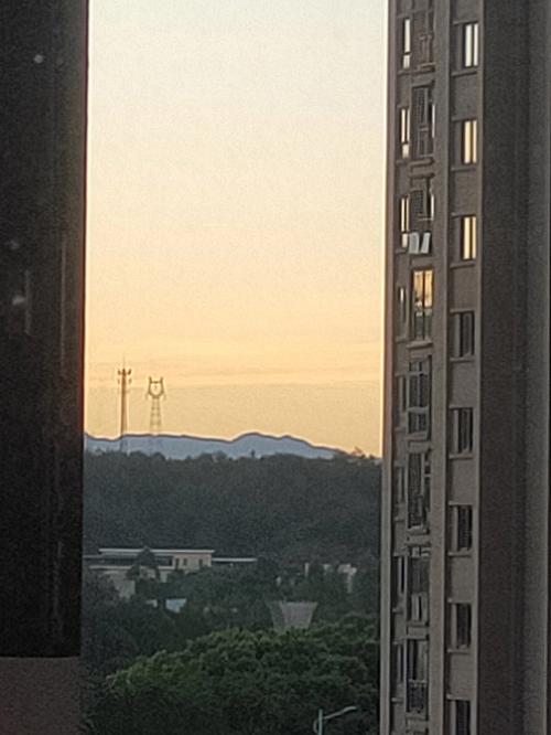 梦见天亮了