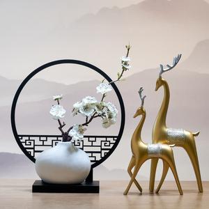 家里客厅放什么摆件好吗