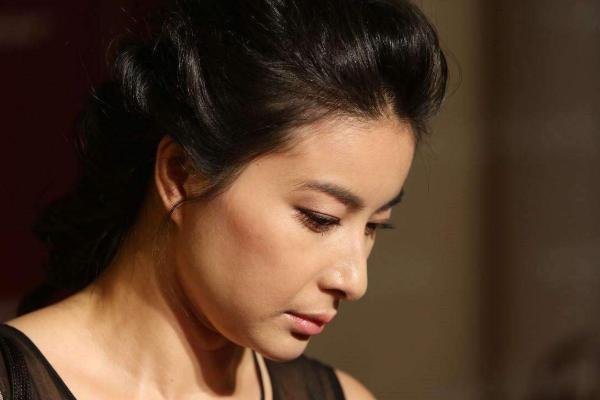 天生阔太太的女人面相,