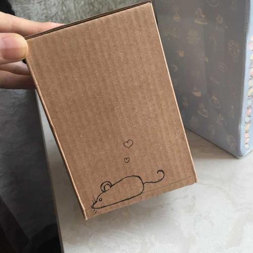 属鼠买钱包适合什么颜色?