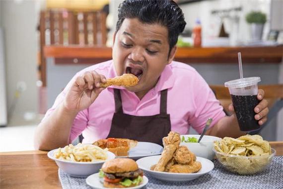 男人梦见吃饭