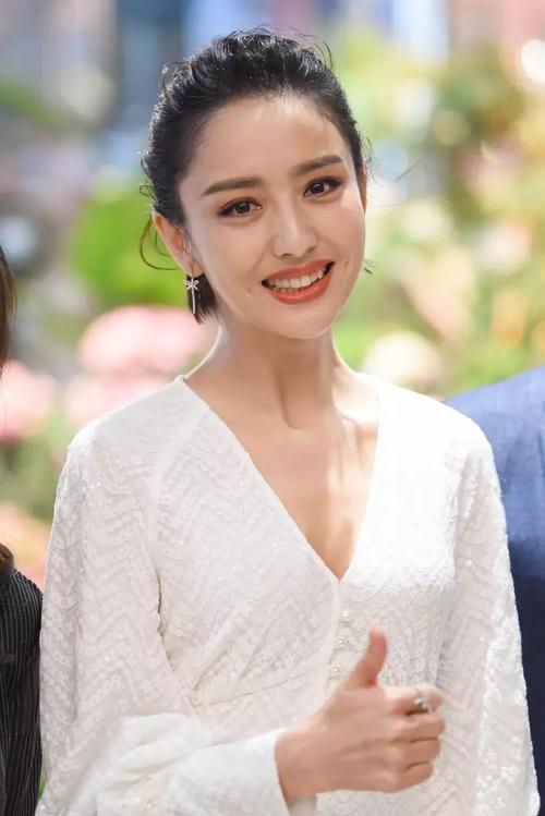 桃花眼的女明星全集