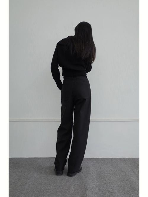 梦见女人穿新裤子