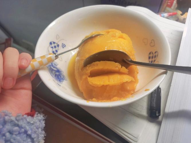 梦见吃芒果和橘子