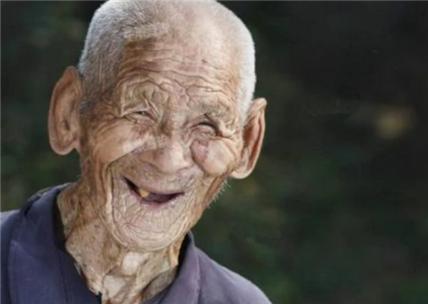 长寿的人长什么样