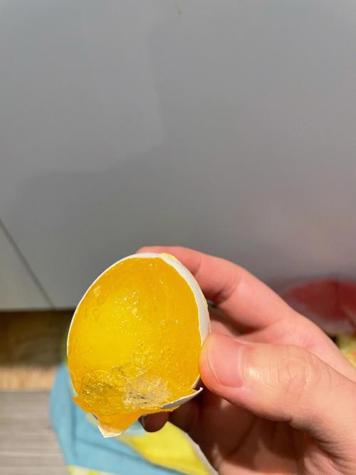 梦见鸡蛋壳冻破了