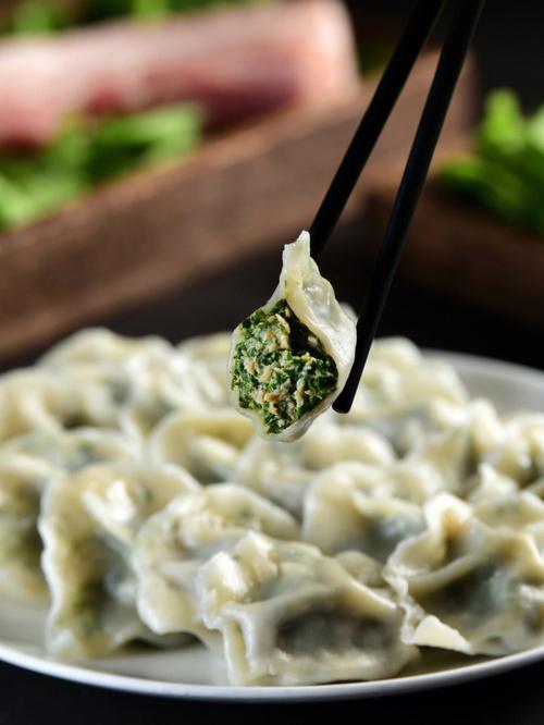 梦见吃水饺