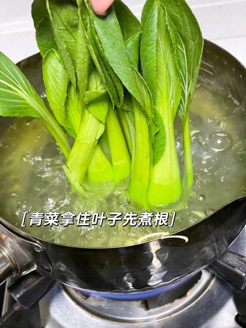 做梦梦到吃了一大碗饭