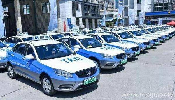 梦见出租汽车是什么意思