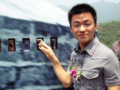 属鼠进入娱乐圈发展都是如何的