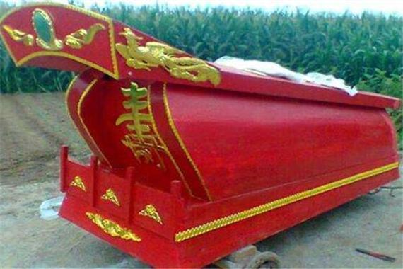 梦见棺材破损