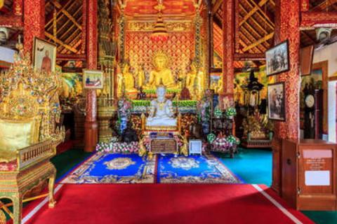属鼠人在2020年本命年中可以去寺庙拜拜吗?