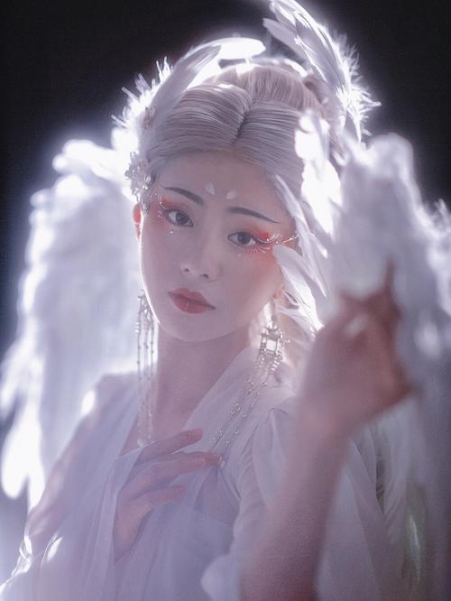 浪漫又梦幻仿佛不食人间烟火