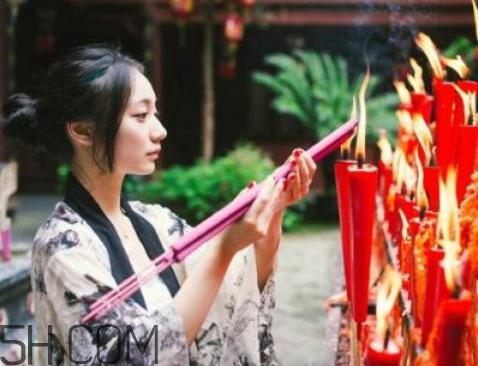 重阳节可以烧香拜佛吗