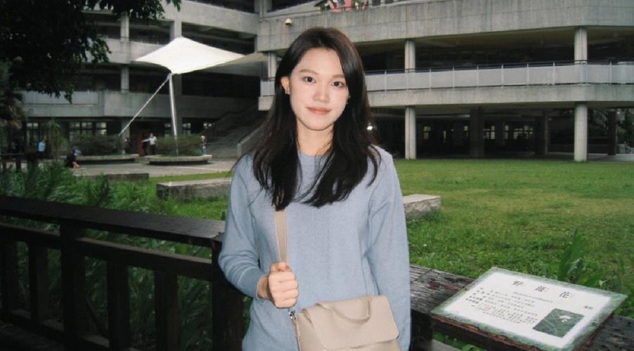 嘴唇地包天是什么意思