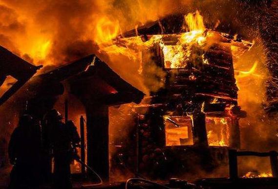 梦见被火烧死周公解梦,梦见被火烧死是什么意思?